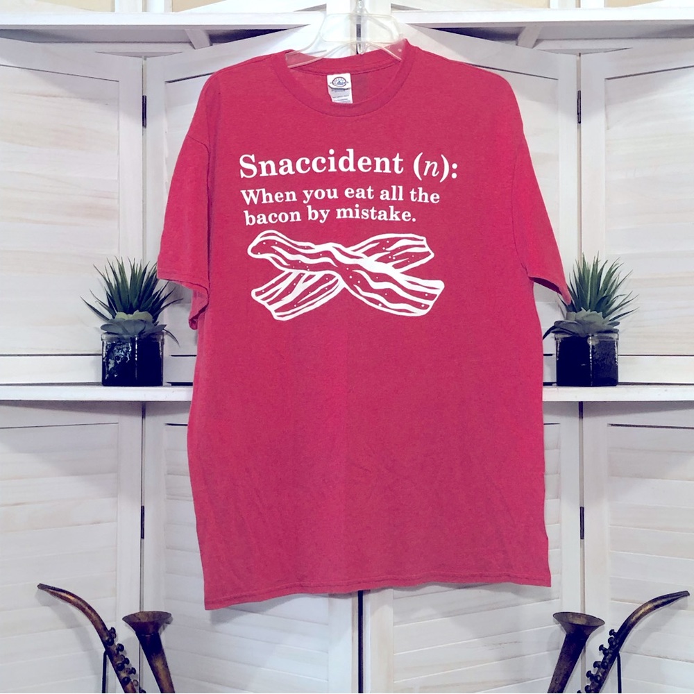 Funny man’s shirt red cotton short sleeves T-shirt sz L - Picture 1 of 3